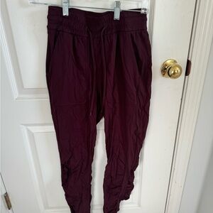 Lulu lemon Dance Studio joggers full length SIZE: 4